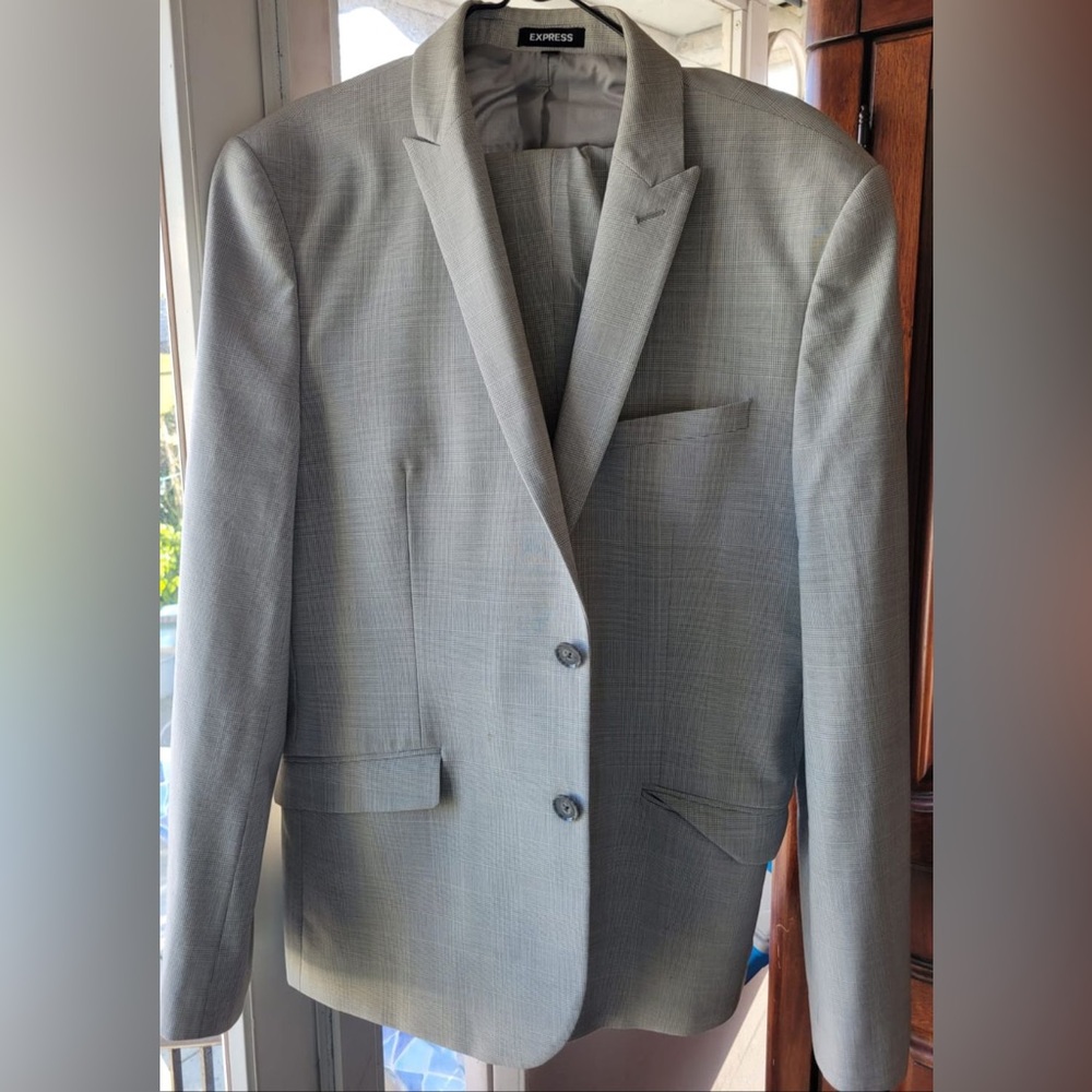 Mens Express Suit